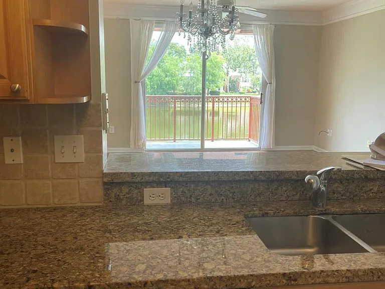 2040 Alta Meadows Ln #1605 — Photo 7