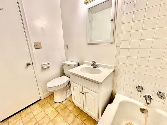 5th image of 4414 Jarboe St APT 7