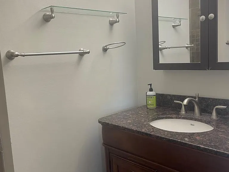 6008 Ellesmere Ct #F — Photo 19