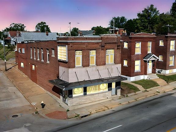 4th image of 1325 Hampton Ave
