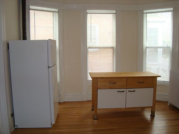 5th image of 315 N Pinckney St #2186682