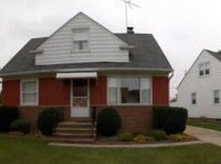 28902 Foxboro Dr, Eastlake, OH