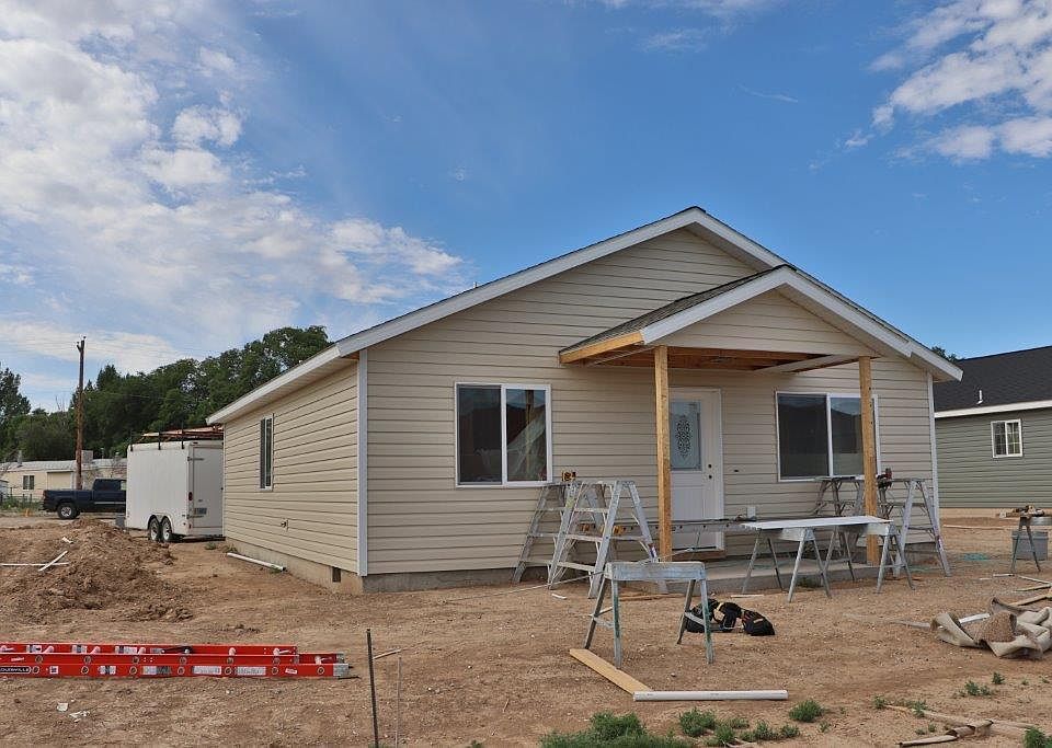 1st image of 1130 E Adams St Lot 12