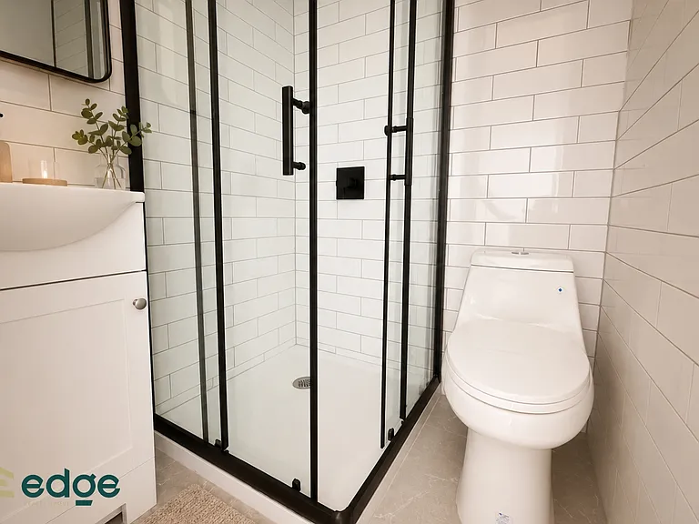 65 Cooper St #1A — Photo 8