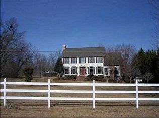 275 Willis Rd, Taylors, SC 29687