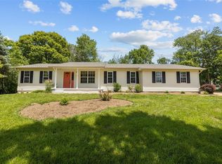 5458 Milburn Rd, Saint Louis, MO 63129