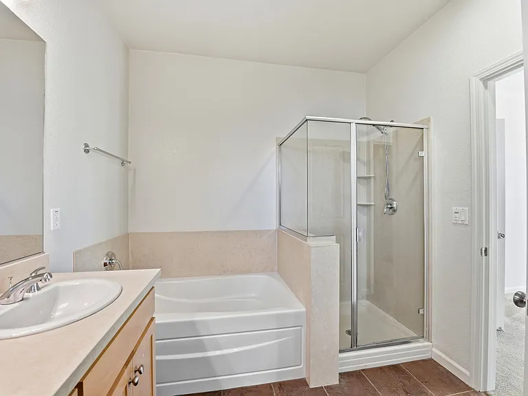 40955 Olmstead Ter — Photo 32