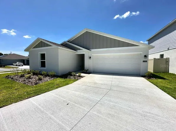 2102 Chris Dr, Winter Haven, FL 33884