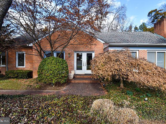 3rd image of 1106 Arcturus Ln