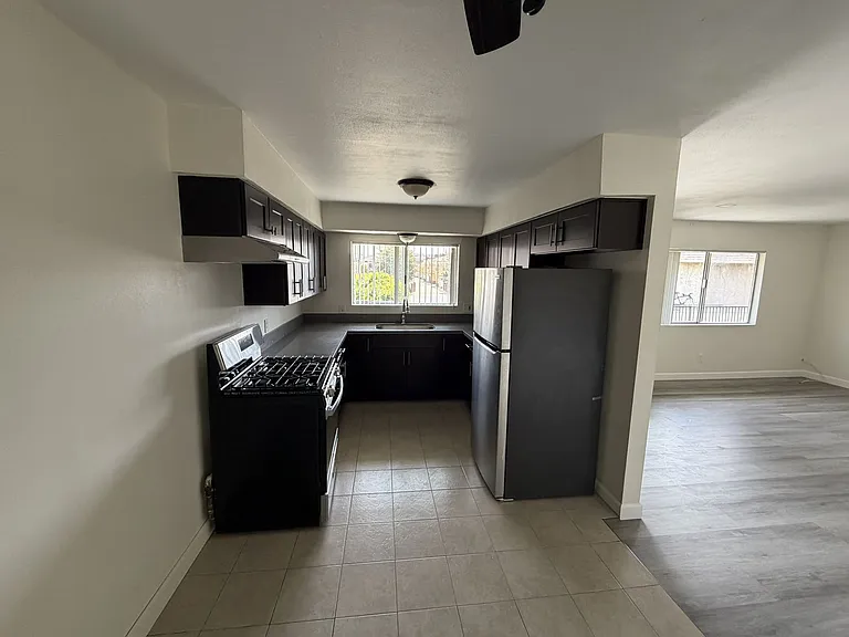 5791 Kingman Ave — Photo 2
