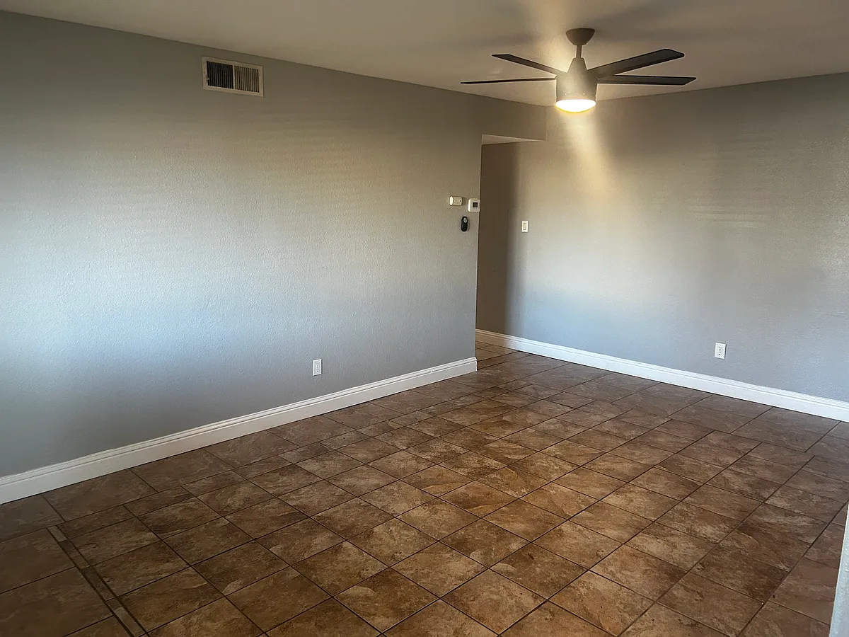 Building Photo - 7529 Skelton Way #1