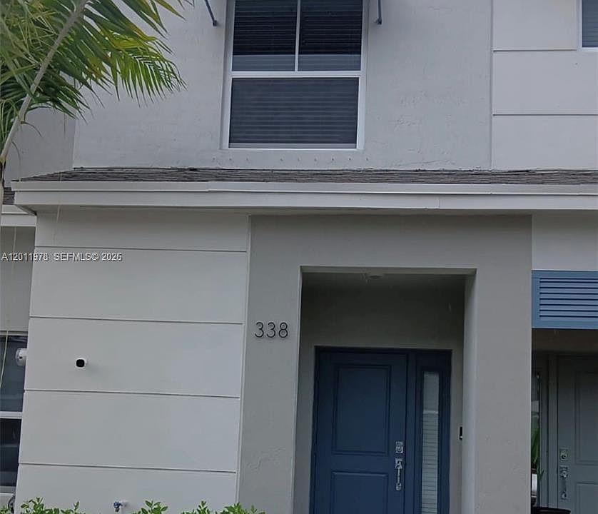 1st image of 338 NE 1st Dr #338