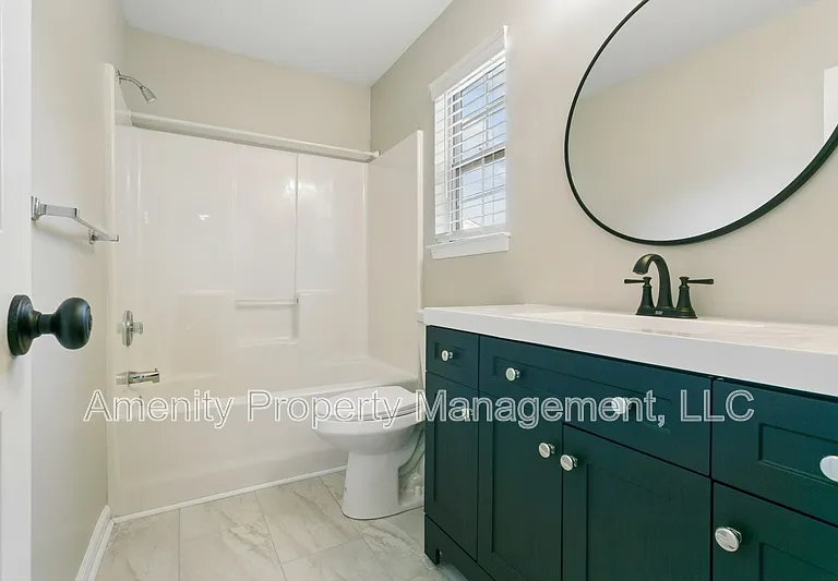 321 Warwick Landing Pkwy — Photo 12