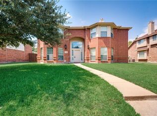 482 Cloverleaf Dr, Lancaster, TX 75146