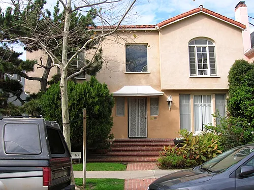 445 1/2 S Maple Dr Photo 1