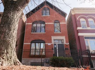 2017 W Huron St, Chicago, IL 60612