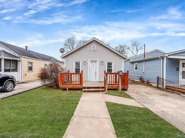 3014 Western Blvd, Baldwin, NY 11510