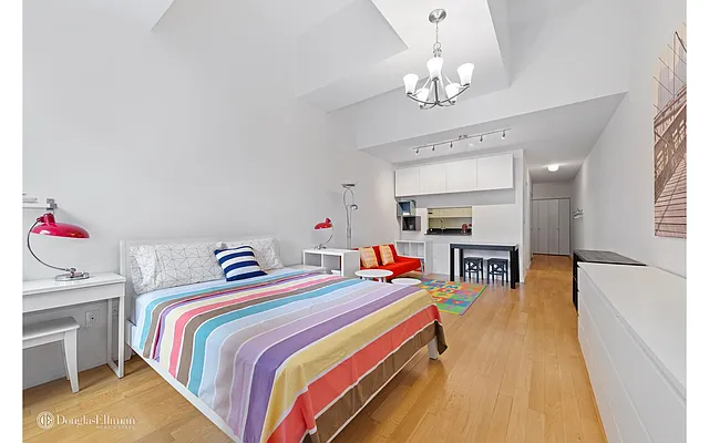 Rented by Douglas Elliman | media 11