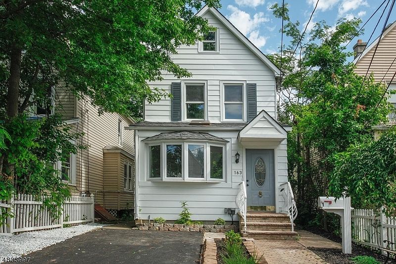 1st image of 163 Jerome Pl