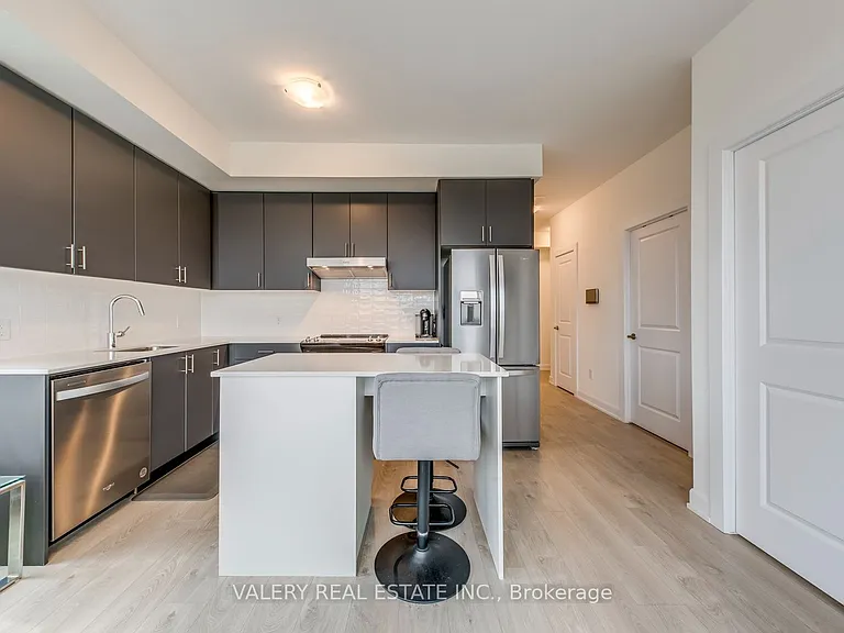 3220 William Coltson Ave #706 — Photo 10