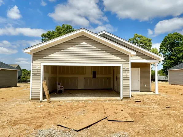 168 N Squires Run Lane, Richlands, NC 28574