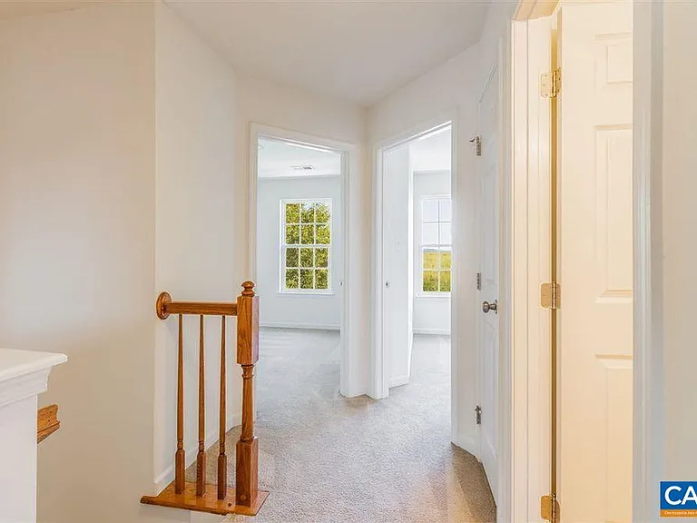 2138 Lockwood Dr — Photo 20