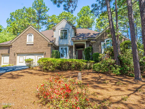 11 Squires Lane, Pinehurst, NC 28374