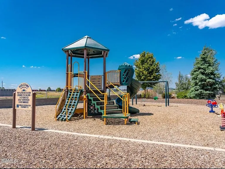 11632 W Cove Crest Dr — Photo 24