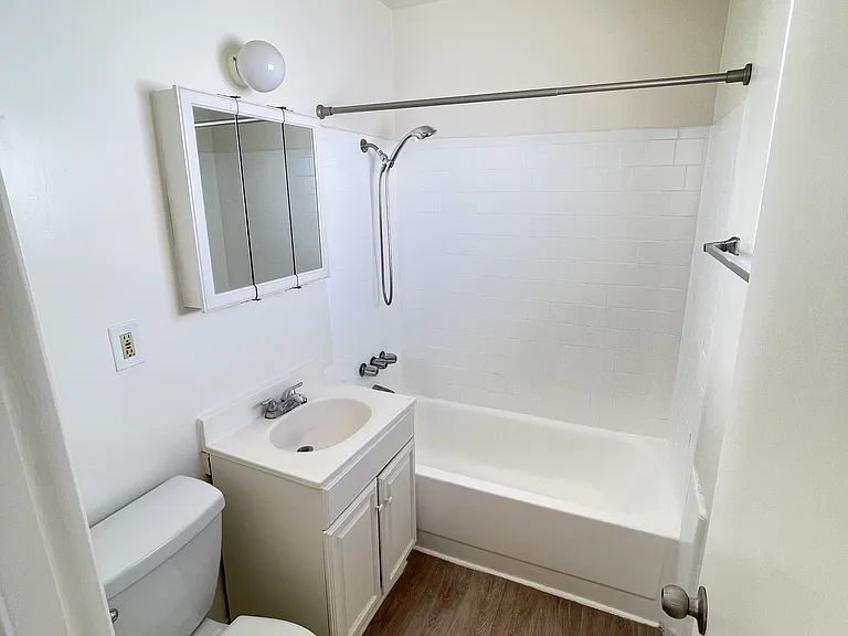 915 E Palmer Ave #20 — Photo 9