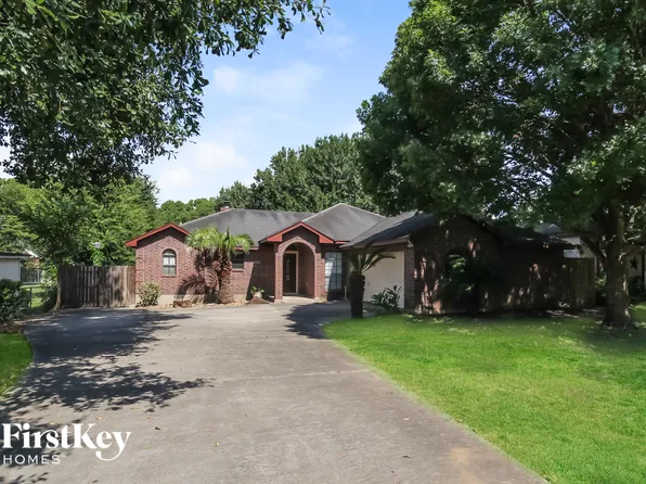 28752 Aloha Ln, Montgomery, TX 77356