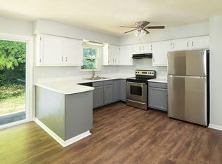 185 Hall St, Lenoir City, TN 37772