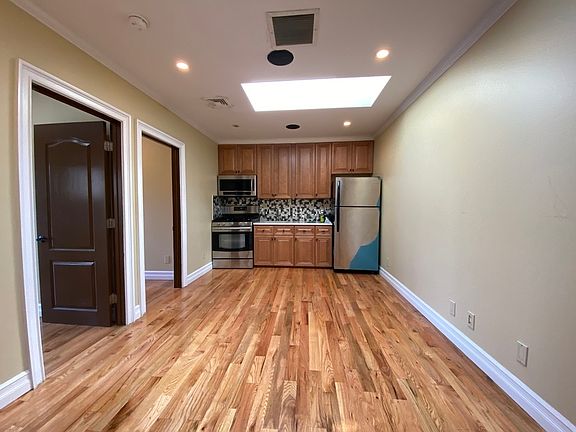 2nd image of 11-03 36th Ave #2