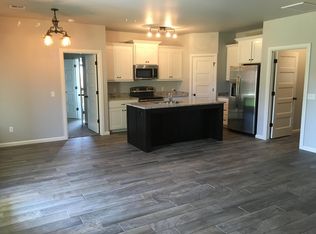 1520 SE 6th St, Moore, OK 73160