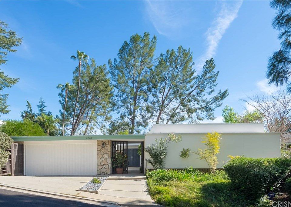 1st image of 4744 El Caballero Dr
