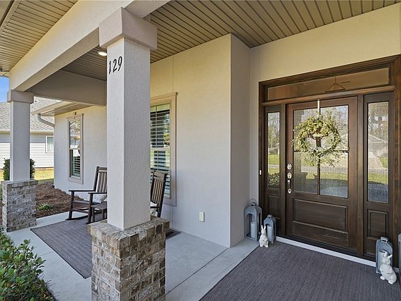 4th image of 129 Autumn Ridge Ct