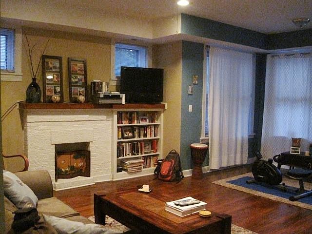 1st image of 2409 W Wilson Ave #1