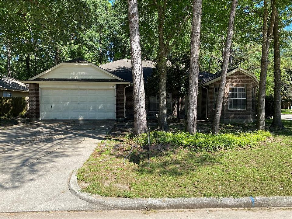 1st image of 18280 Hollyberry Ct
