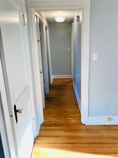 Hall to bath and bedrooms