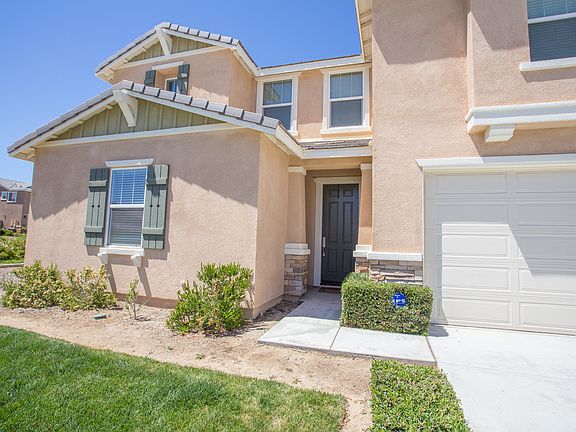 3rd image of 37285 Whispering Hills Dr