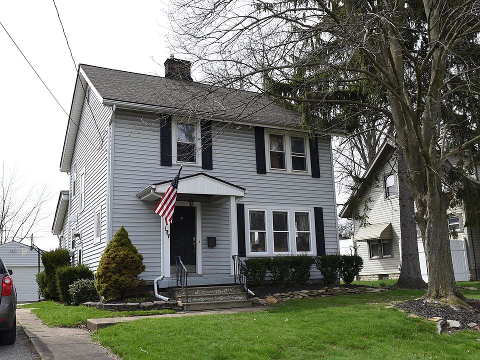 1st image of 177 Kenmore Ave NE