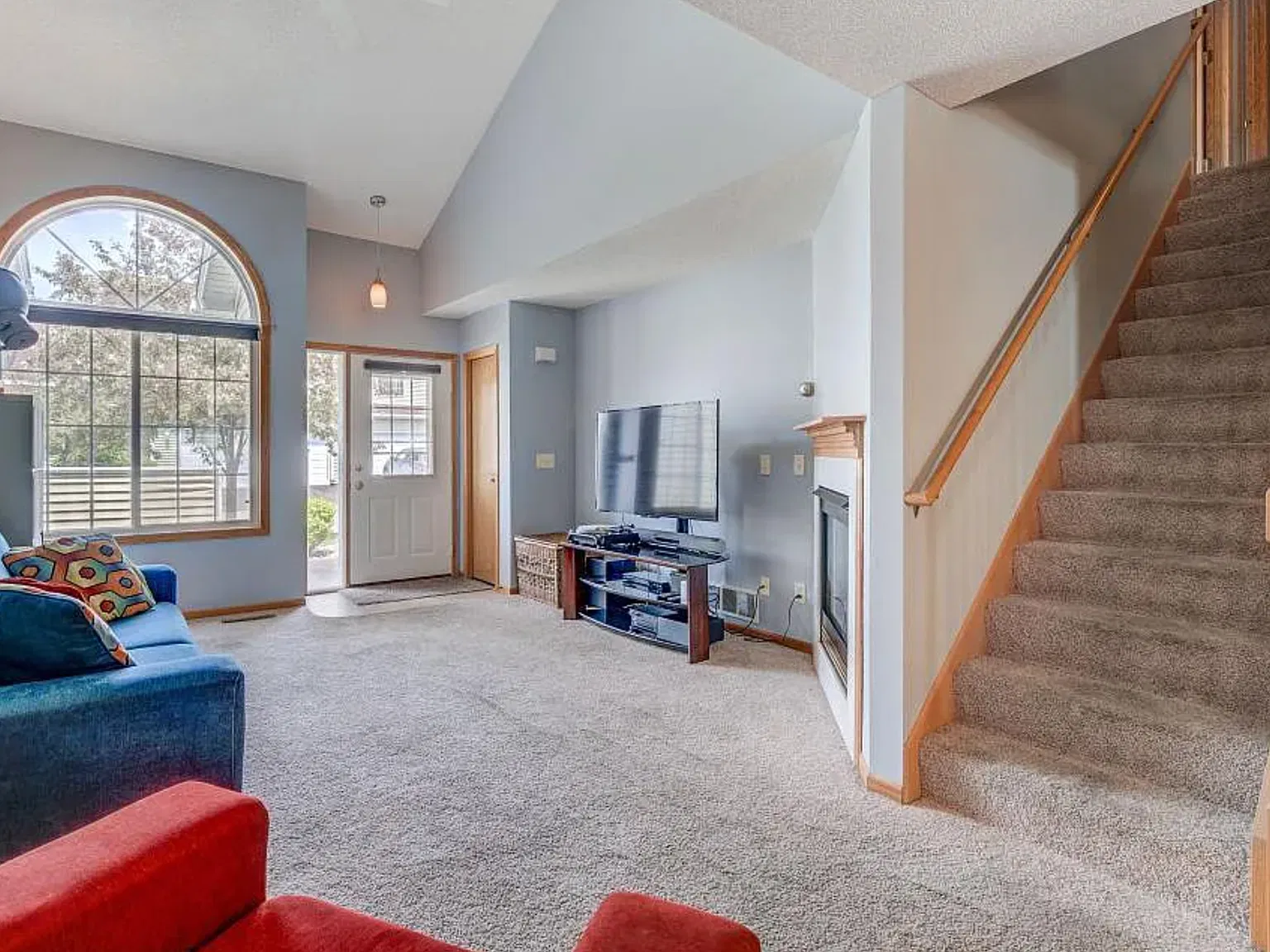2 bed, 1.5 bath, 1580 sqft, $1,900 — Photo 3