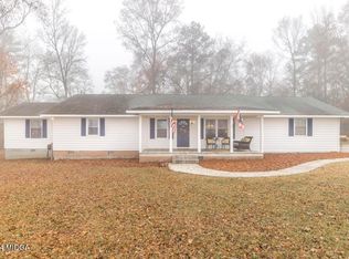 6241 Rogers Rd, Lizella, GA 31052