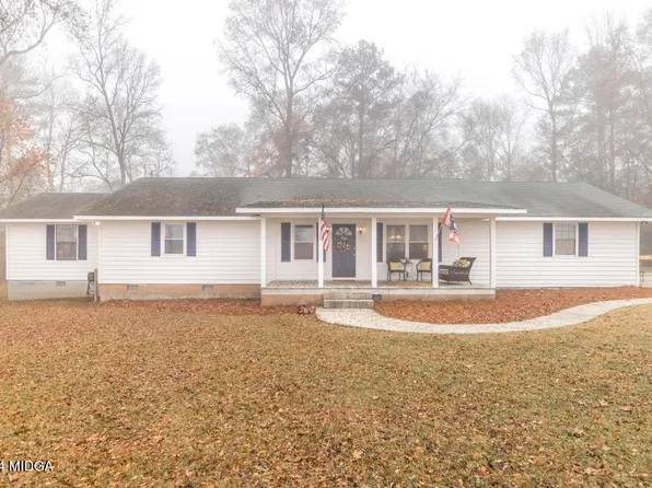 6241 Rogers Rd, Lizella, GA 31052