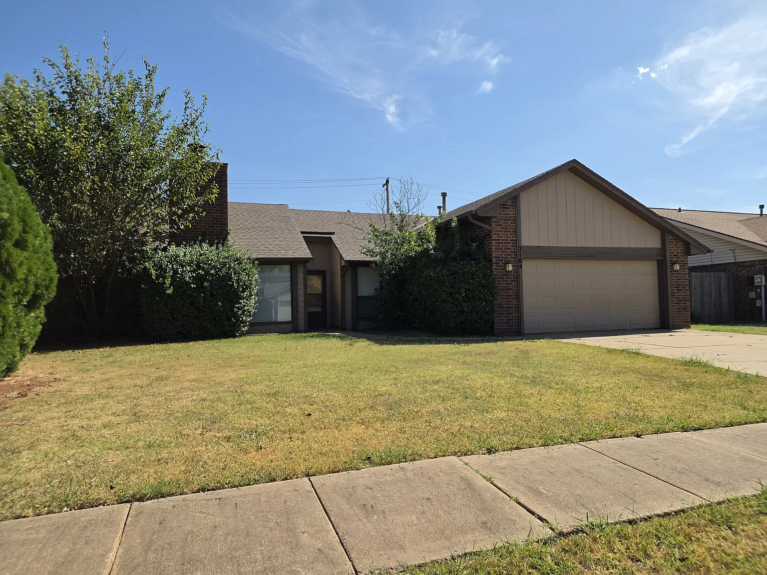 3 bed, 1294 sqft, $1,495 — Photo 2