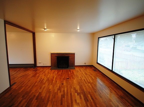 2nd image of 11033 Dayton Ave N