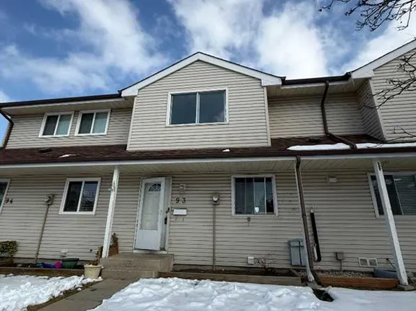 1555 Falconridge Dr W #93, Calgary, AB T3J 1L8