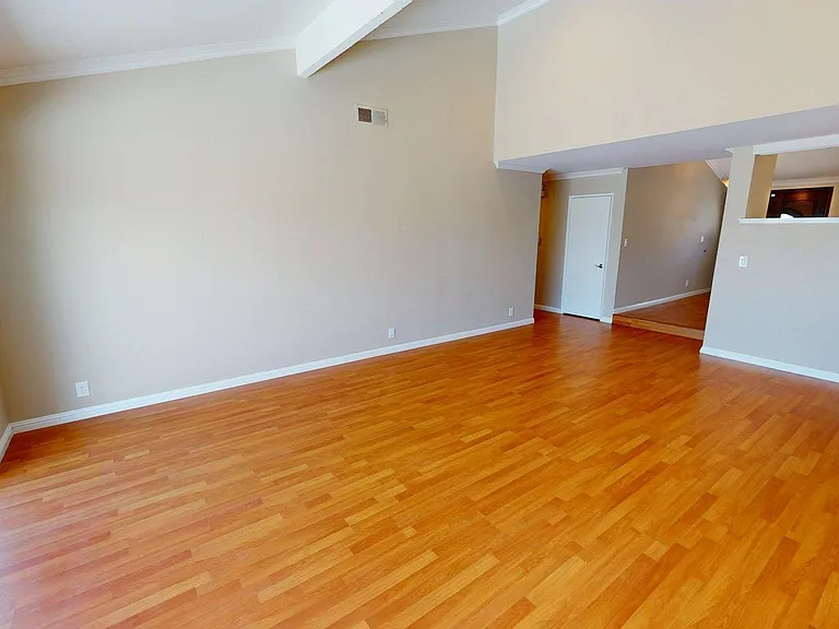 2080 Channelford Rd — Photo 8