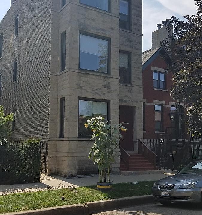 1st image of 2033 W Erie St #1