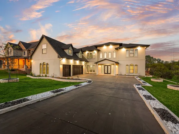 464 Breezeway Ct, Cedar Hill, TX 75104