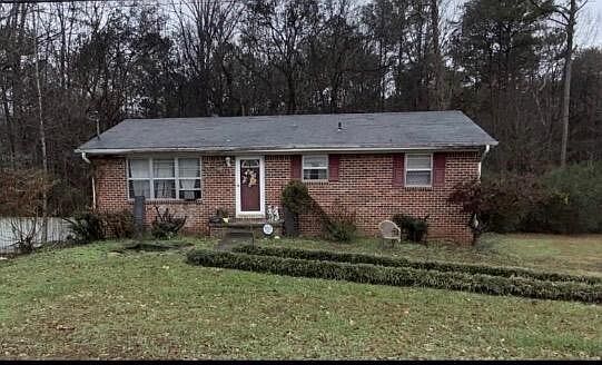 1st image of 5103 Lake Circle Dr NE